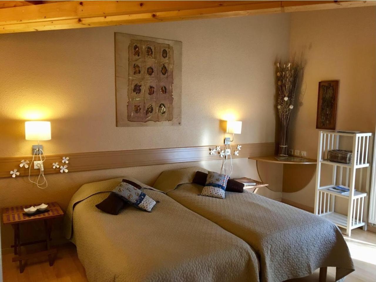 La Villa Des Pins Verrieres  Extérieur photo